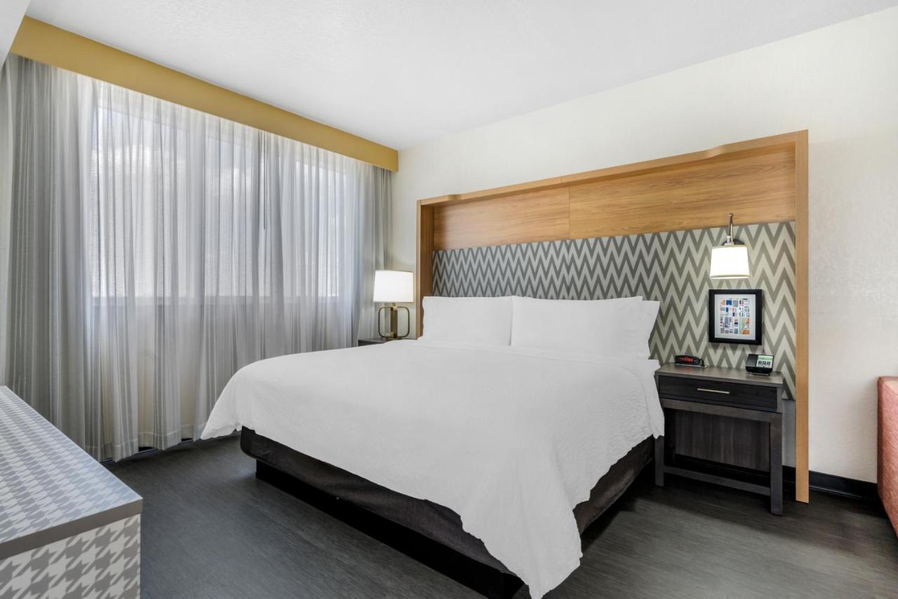 Holiday Inn Orlando International Dr-Icon By Ihg Williamsburg Экстерьер фото